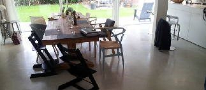 Betonvloer polijsten betonvloeren polijsten, betonvloer polijsten, woonbeton, binnenbeton, gepolijst beton, beton impregneren